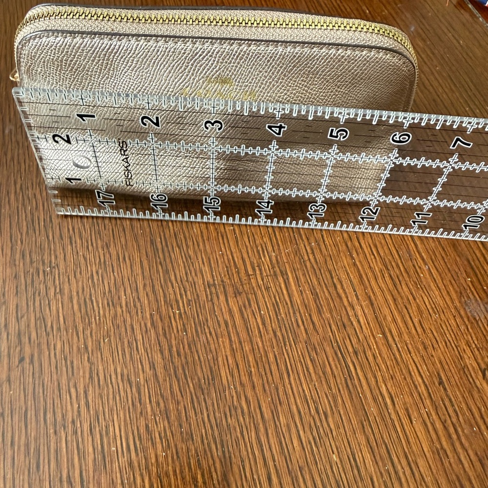 Coach Gold Leather Zip Pouch - Picture 4 of 5